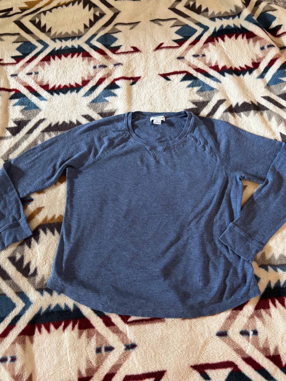 Liz Claiborne Weekend soft sweatshirt Lightweight Crewneck